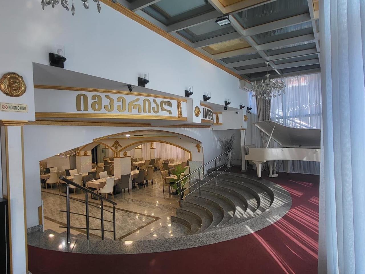 Grand Georgian Palace Batumi Bagian luar foto