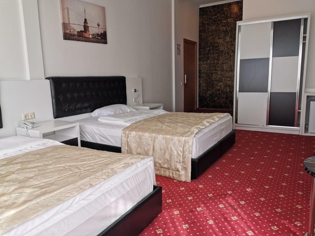 Grand Georgian Palace Batumi Bagian luar foto