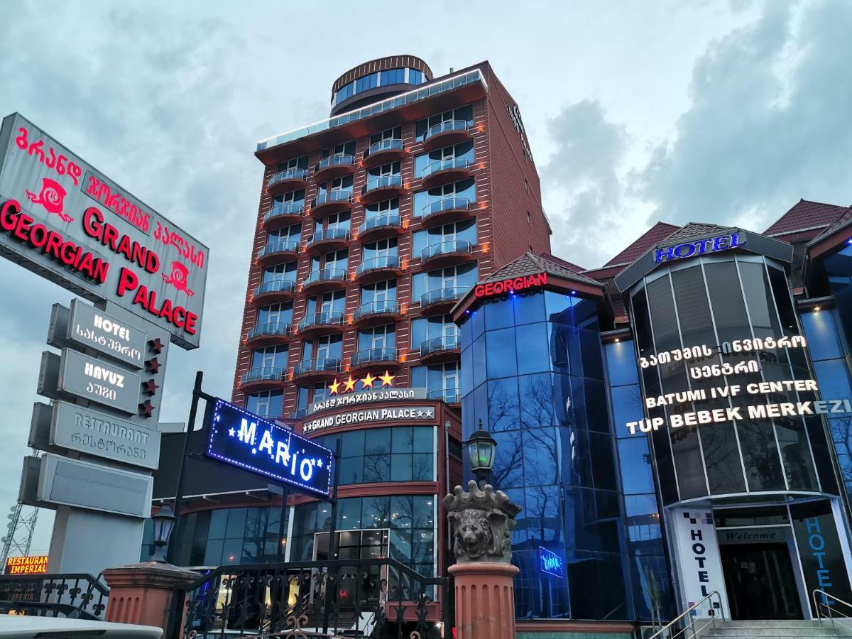 Grand Georgian Palace Batumi Bagian luar foto